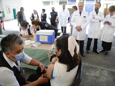 Campaña de vacunación contra el VPH en la CDMX durará hasta el 15 de diciembre