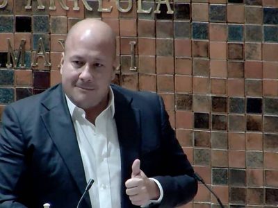 Alfaro insiste en llevar a cabo una consulta sobre el pacto fiscal