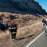 Una mujer de Cipolletti resultó herida tras volcar un auto en la ruta 234
