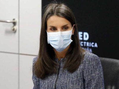 Temor al contagio: estornudó y la reacción de la reina Letizia fue demoledora