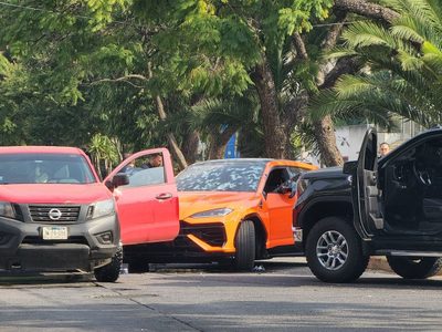 Ataque armado contra una Lamborghini Urus en Jalisco deja tres muertos; víctima es un empresario