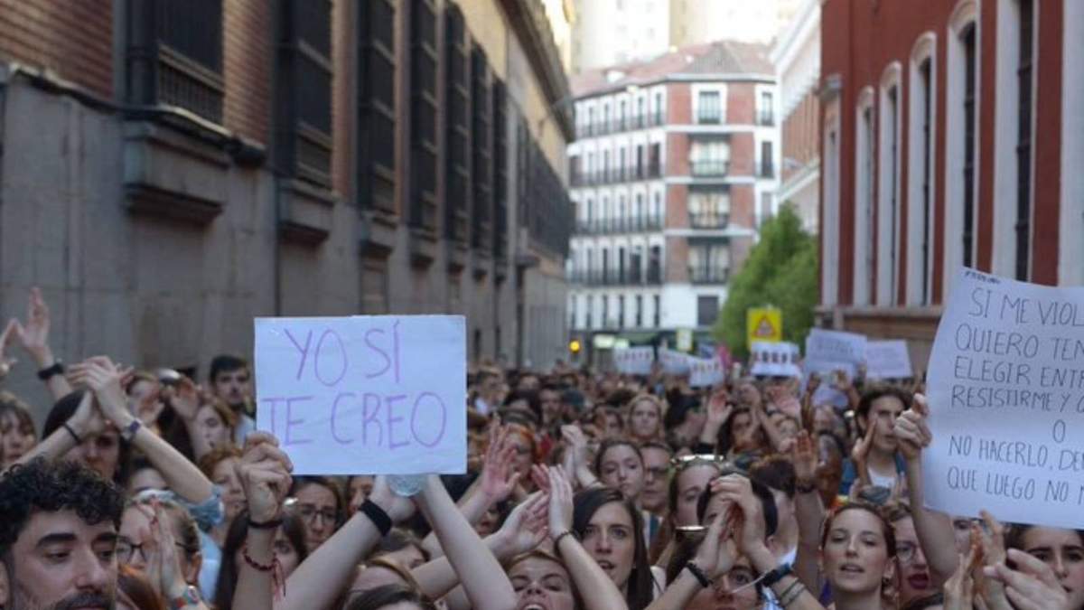 Manifestación a favor de la Ley de la Libertad Sexual en España