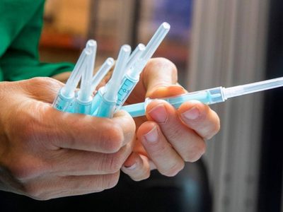 El Reino Unido puso fecha: cuándo empezará la vacunación