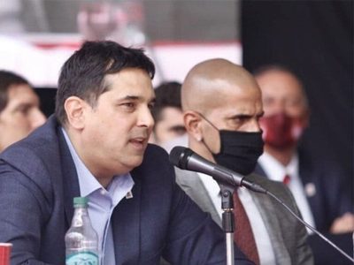 Quien asumirá el cargo de presidente de Estudiantes tras la sanción a Verón