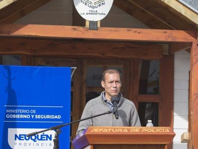 Omar Gutierrez inauguró una oficina de intervención primaria en situaciones de género