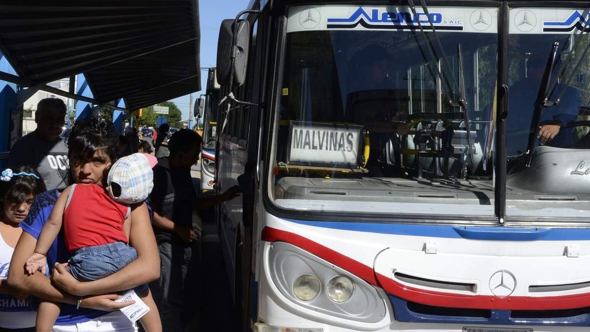 Transporte 18 de mayo. Fuente: (Facebook)