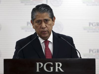 Renuncia el fiscal de Puebla para buscar ser ministro de la SCJN