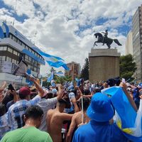 ¡Argentina Campeón! El monumento de Neuquén estalló de felicidad