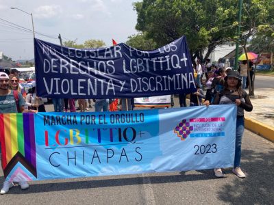Igualdad y respeto exigen asistentes a la marcha de la comunidad LGBTTIQ+ en Chiapas
