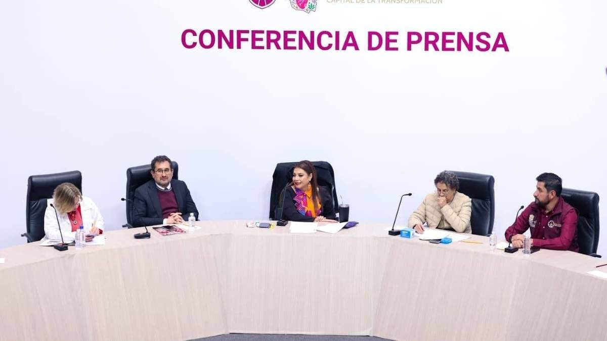 Conferencia de Clara Brugada