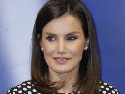 La reina Letizia y tres looks de largo para el primer acto del año. ¿Cuál es el mejor?