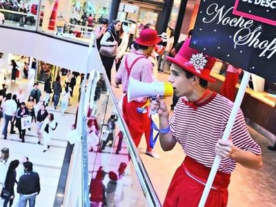Vuelve la Noche Shopping con rebajas de hasta el 50%: cuándo será y dónde aprovecharlas