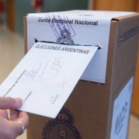 Las PASO de la Provincia de Buenos Aires están cada vez más cerca de suspenderse