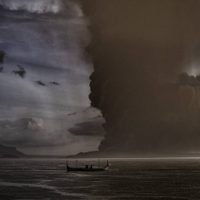 Filipinas se prepara para una "peligrosa" erupción y "un tsunami volcánico"