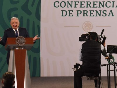 Las organizaciones empresariales deben democratizarse: López Obrador