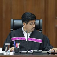 Hugo Aguilar defendió compra de camionetas blindadas para ministros de la SCJN