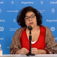 ¿Se está testeando bien? Vizzotti se calza los guantes y ataja los goles a la Salud
