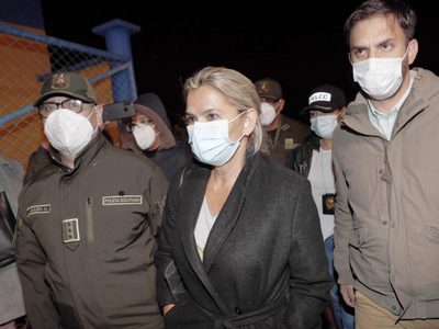 La Justicia de Bolivia amplía la medida de prisión preventiva contra Jeanine Áñez