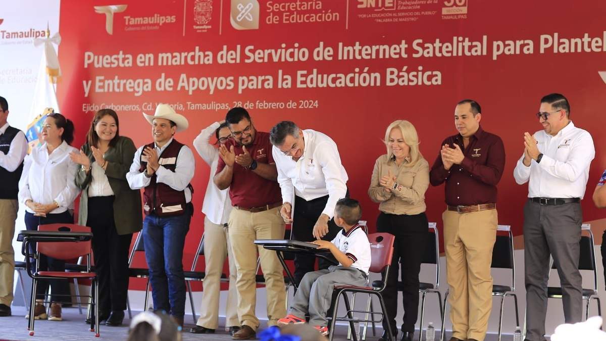 Américo pone en marcha internet satelital para escuelas de zonas rurales