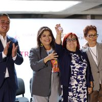 Brugada encabeza entrega de 40 viviendas sociales en la alcaldía Gustavo A. Madero
