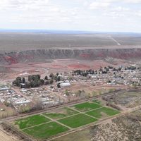Escapadas en Vaca Muerta: excursiones, bodegas y lagos para descubrir cerca de Neuquén