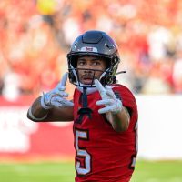 Los Buccaneers vencieron a los Saints 27-19 para asegurar la NFC Sur