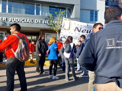 La Justicia suspendió el remate de Cerámica Neuquén