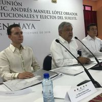 Voy a cumplir lo prometido a pesar de que el país está en bancarrota: López Obrador