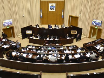 Presentaron un proyecto de ley para que se implemente el uso de lenguaje no sexista en los tres poderes