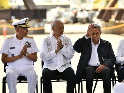 Pemex crea la Comisión Consultiva del Petróleo que será presidida por Cuauhtémoc Cárdenas