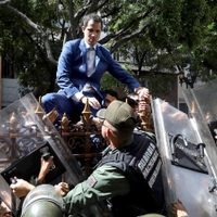 Mario Negri cruzó a Felipe Solá por el conflicto en Venezuela
