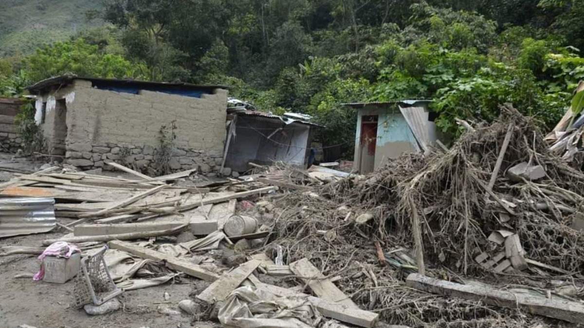 El aluvión arrastró las viviendas. Fuente: (Twitter)