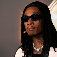 Tribunal rumano condena al rapero estadunidense Wiz Khalifa a nueve meses por posesión de drogas