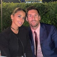Causaron furor: los looks casuales que eligieron Lionel Messi y Antonela Roccuzzo