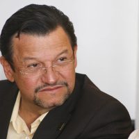 Hermano de AMLO respalda a candidato del PRI en Veracruz