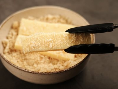 No tirés la corteza del pan que sobra y prepará panko bien crujiente para hacer tus mejores recet
