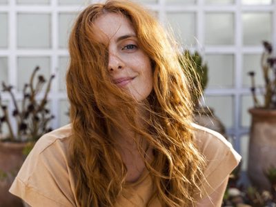 El truco secreto para un cabello sedoso y brillante: mirá cuál es la mascarilla en seco que tenés que probar