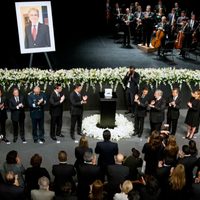 Tovar y de Teresa, 'digno heredero” de Altamirano, Sierra, Vasconcelos y Torres Bodet, dice EPN