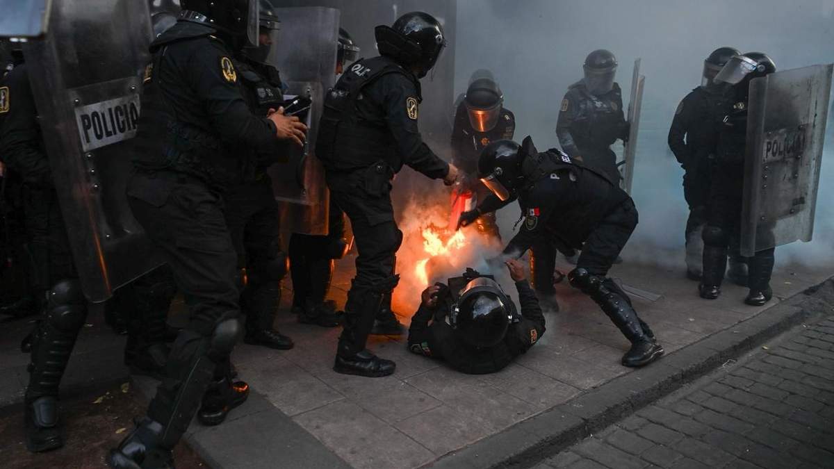 Agresión durante la marcha del 2 de octubre en la Ciudad de México