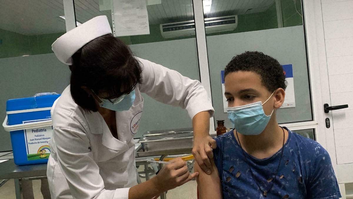 La vacunación contra el coronavirus en niños de 3 a 11 años iniciará mañana martes. Fuente: (Twitter)