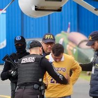 Extraditaron a Paraguay a un peligroso sicario
