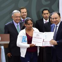 Arranca en Puebla el Programa 'Nuestra Escuela”; padres administrarán recursos
