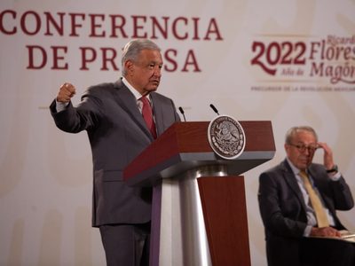 AMLO descarta replantear el diseño del espacio aéreo: "No hay, así lo sostengo, ningún problema"