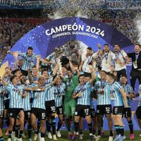 Racing conquista la Copa Sudamericana, su primer título internacional desde 1988