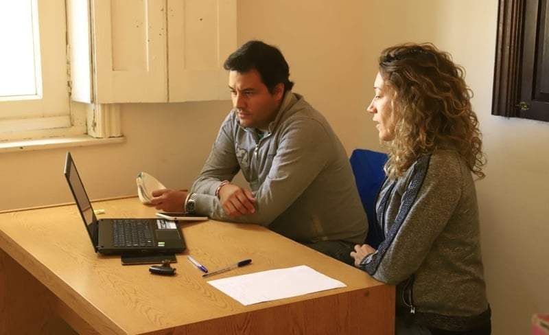 Intendente Carlos Koopmann y Jorgelina Almeira, secretaria de Producción.