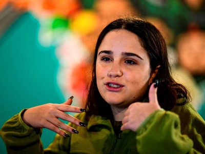 "Un cachetazo", Ofelia Fernández debutó como legisladora y le pegó a Macri