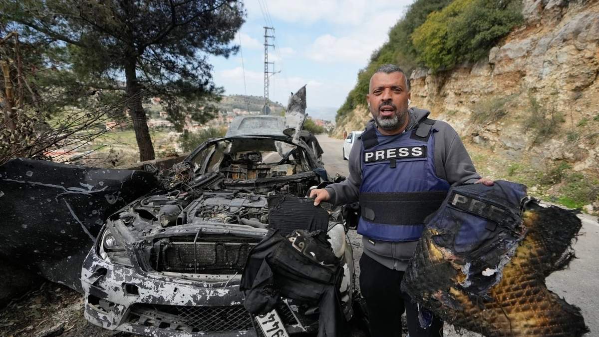 Ataque aéreo israelí en el sur del Líbano mata a 3 periodistas que cubrían la guerra