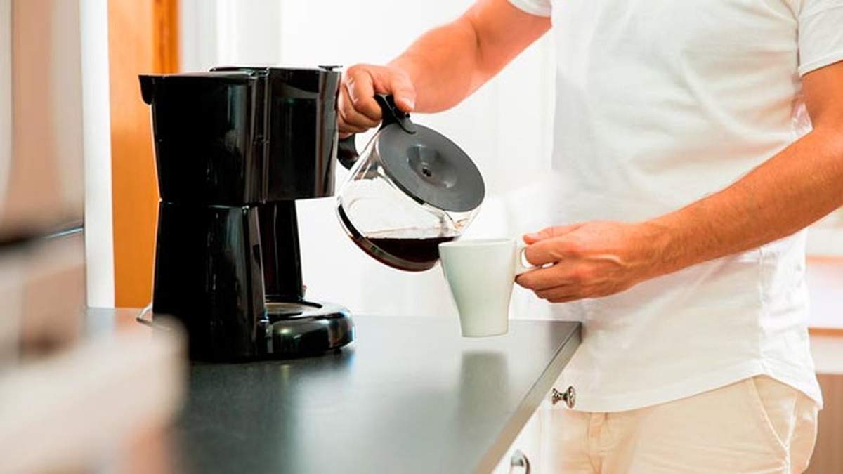 Cafetera. Fuente: (Hogarmanía)