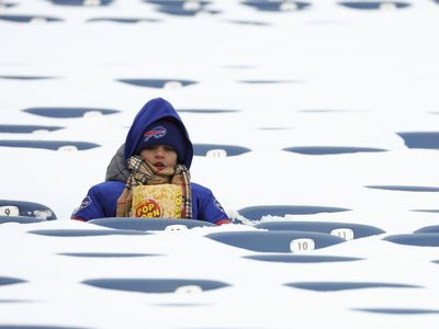 Buena parte de EU sigue bajo temperaturas peligrosamente bajas