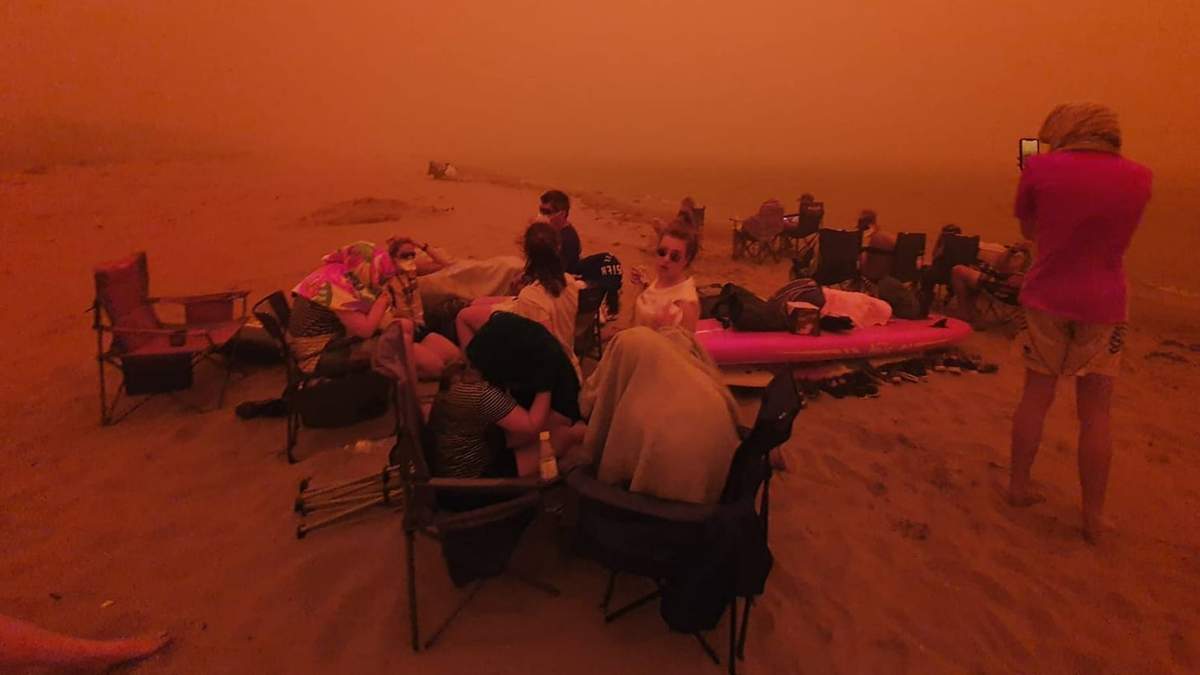 Australia en estado de alerta máxima tras los incendios que arrasan el país. Fuente: (Twitter)